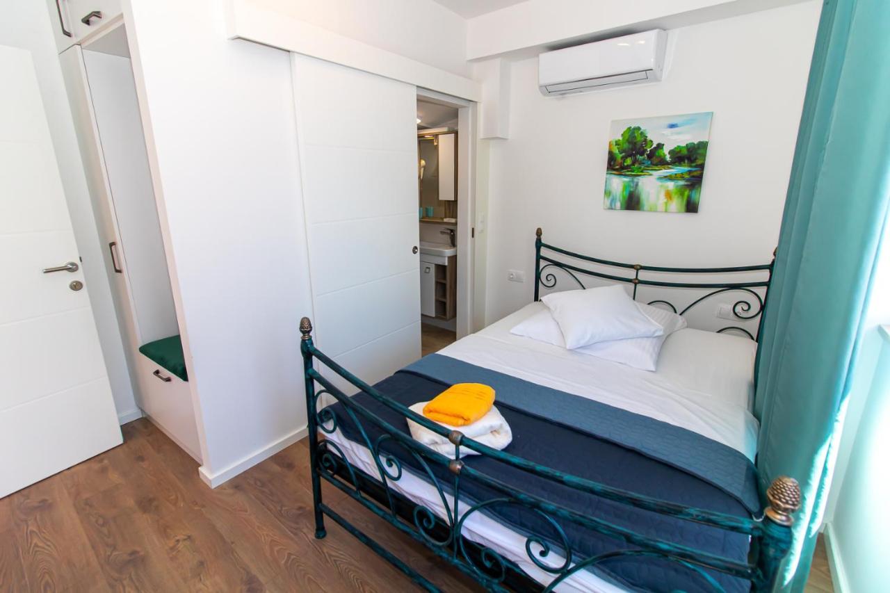 Luxury Apartments Iris โมสตาร์ ภายนอก รูปภาพ